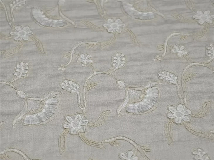 Viscose Plain Weave Fabric Without Elasticity Embroidery manufacturers